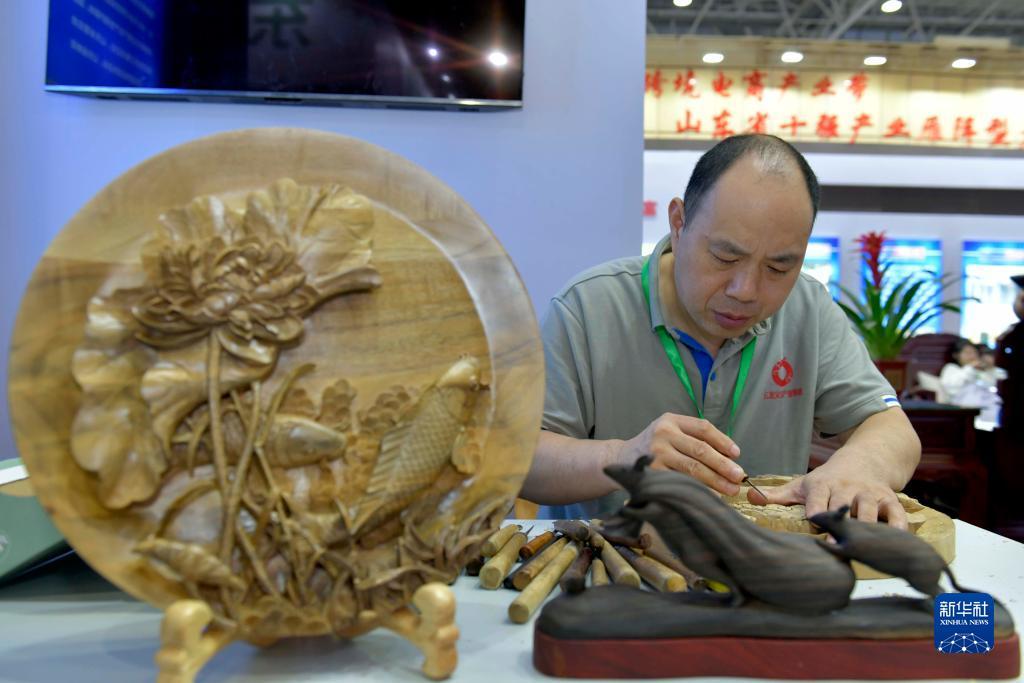 新版宝马棋牌